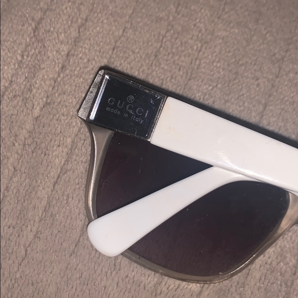 Vintage Gucci Shades - Picture 3 of 5